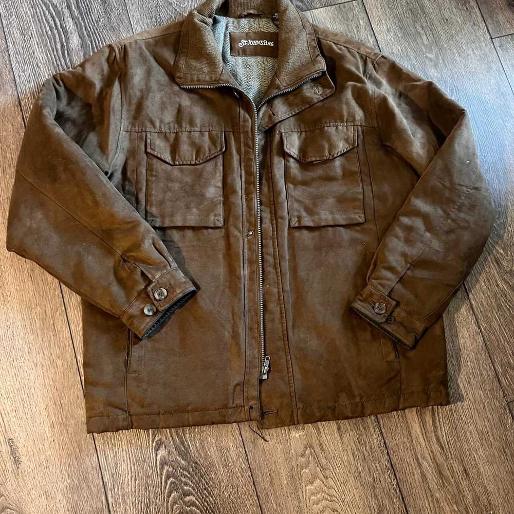 Brown Military Field Jacket with Rugged Design